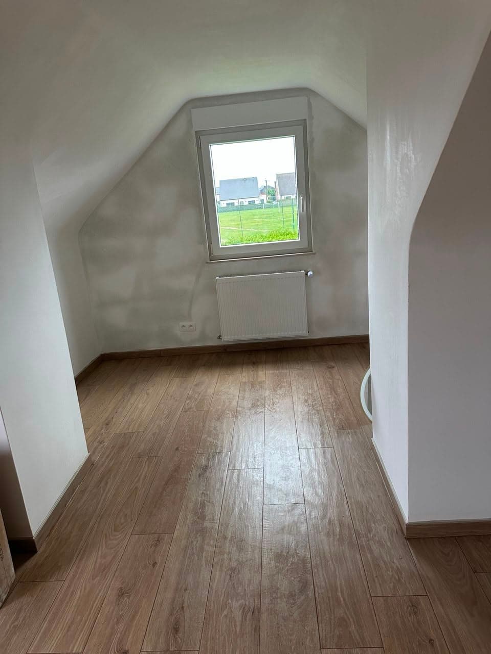 Intérieur de maison remis au propre après rénovation